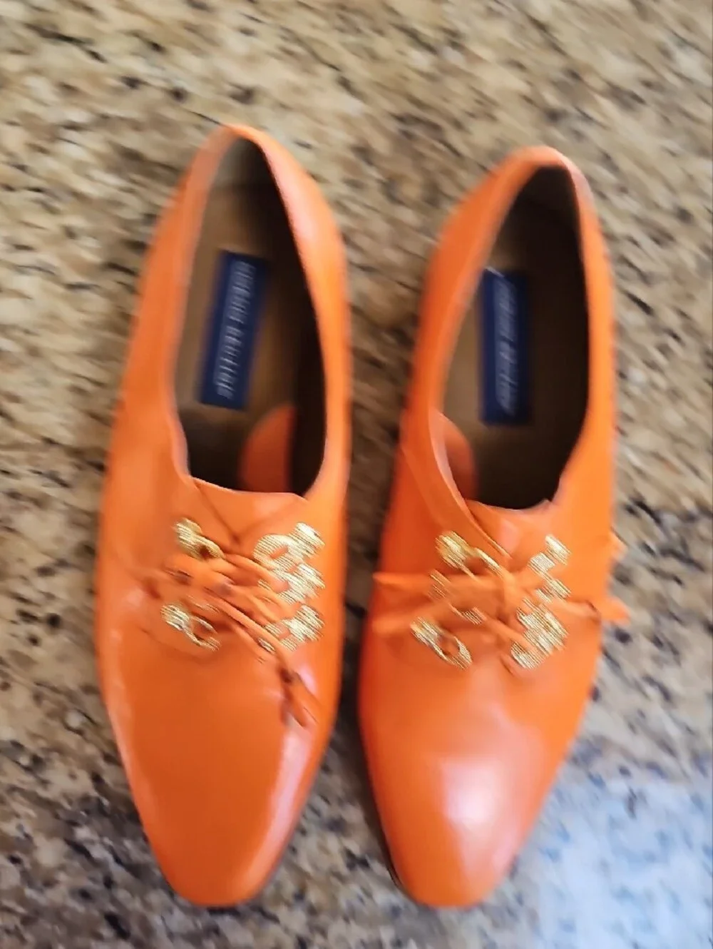 Giorgio Brutini Orange Leather Oxfords Gold Lion Eyelet Dress Shoes - Size 11M